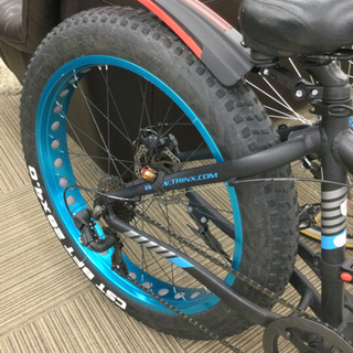 8/6 【✨極太タイヤ26×4.0だぜ?!✨定価39,900円 TRIX ファットバイク 7段 シマノ ギア Wディスクブレーキ 26インチ 自転車ビーチクルーザー マウンテンバイク ロードバイク