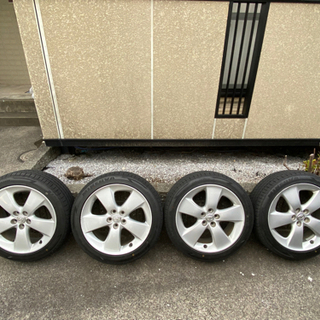 プリウス 純正アルミホイール。215/45/17