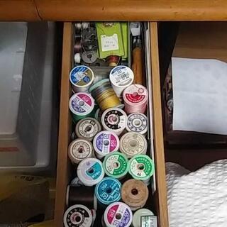 足踏みミシン 上糸・下糸通ってます！