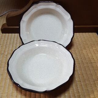 日本製　深さのあるお皿