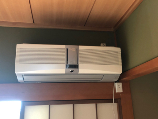 引き取り者決定　エアコン　状態はいい　三菱MSZ - WX22JC 8月10日に処分