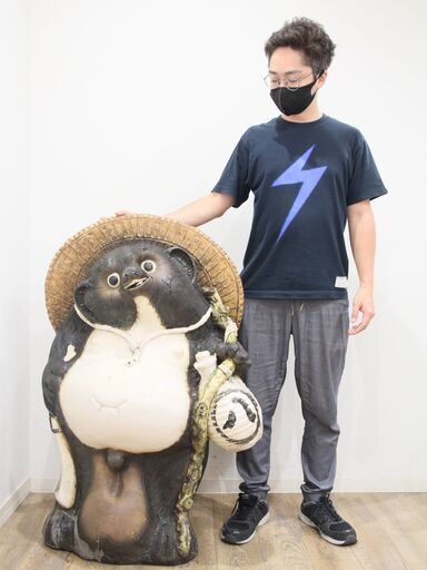 特大たぬき 信楽焼 狸 縁起物 骨董品 約35号 福ひねり狸 陶器タヌキ 大たぬき 幅約77㎝ 奥行約50㎝ 高さ約110㎝