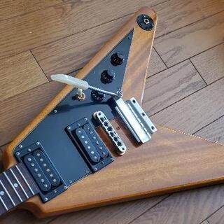 Epiphone/gibson フライングv コリーナ バイブローラ ジャンク手渡し