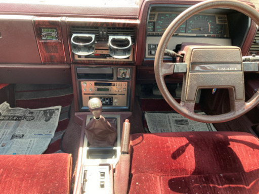 車のパーツ 日産ローレルメダリストエミネンス前期 VG20ターボ 5MT