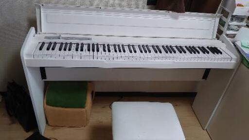 電子ピアノ　椅子含め　LP-180 WH