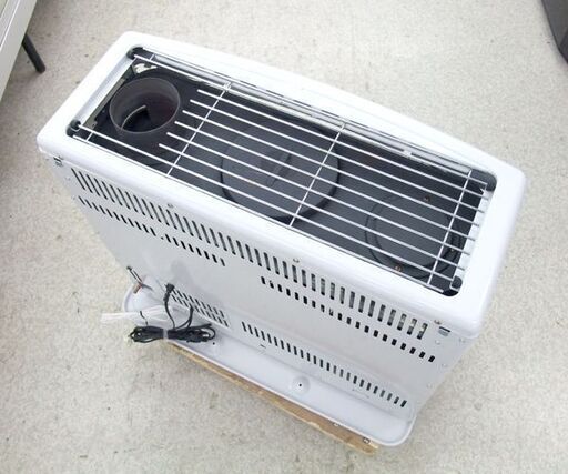 トヨトミ 2019年製 煙突式ストーブ HR-650F (木造 17畳 コンクリート 