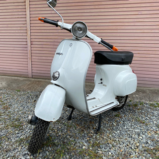 希少1979年再販前ベスパ50S美車丸穴、黒メーター