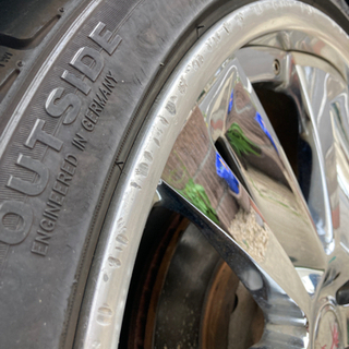 クレンツェ　べロッサ21インチ！