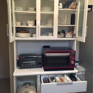 ニトリ 木目調食器棚