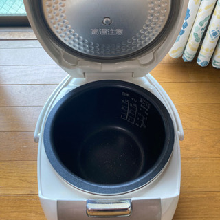 【ネット決済】東芝製　炊飯器　rc-10rmd