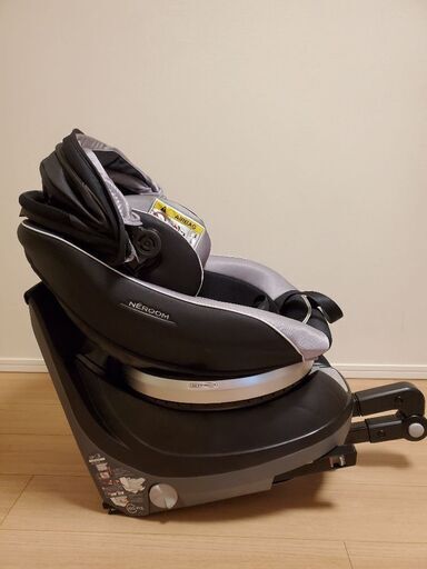 コンビ チャイルドシート ネルーム NE-670 幌付き ⭐️画像追加⭐️ 販売台数No.1(※1)のコンビチャイルドシートから、新たに幌付き