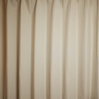 ニトリの遮光カーテン(横ストライプ柄)130×140