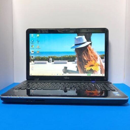 Aランク美麗美品・NEC i7第二 WebカメラUSB接続付