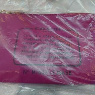 プレゼントなどに　入学祝い、卒業祝に　ピンク！コーチ　リバーシブル　トートバッグ　ポーチつき クリスマスプレゼントなどに 入学祝い、卒業祝に ピンク！コーチ