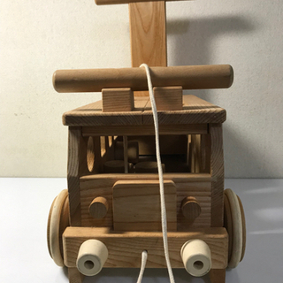 木のおもちゃ　くるまのおもちゃ　木製　サイズ:38cm×40cm...