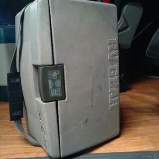 購入決まりました 車載 ポータブル 冷蔵庫 RV GEAR 氷保冷タイプ