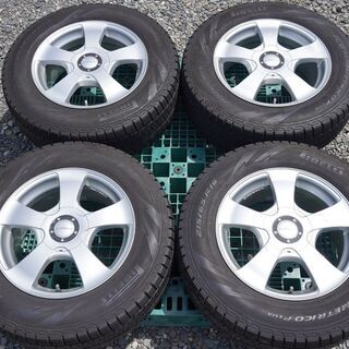 値下げ!!◎全国発送対応致します◎バリ山 16インチ 215/65R16 スタッドレス