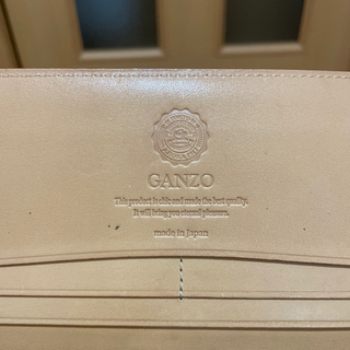 ガンゾ　コードバン財布