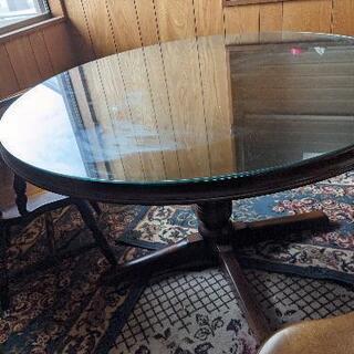 キツツキマーク　丸テーブル