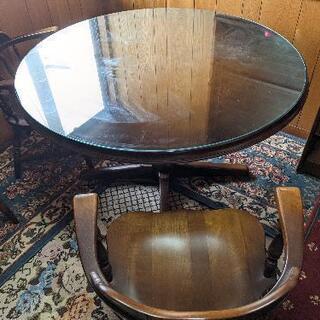 キツツキマーク　丸テーブル