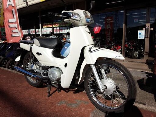 NO.3899　スーパーカブ１１０　ＪＡ１０　４サイクルＦＩ車　４速　セル付き　ホワイト　☆彡