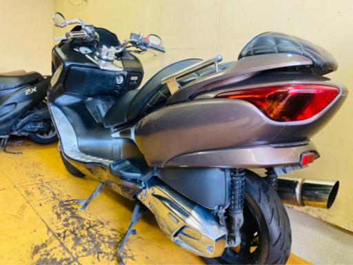 MF08 フォルツァZ ホンダビクスク珍しい色入りました！！！