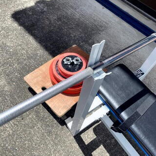 MARTIAL WORLD　マーシャルワールド　ベンチプレス　20kg×2　10kg×2　5kg×2　筋トレ　ジム