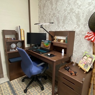 ニトリのオフィス/書斎用モジュラーデスク+わんわんチェスト