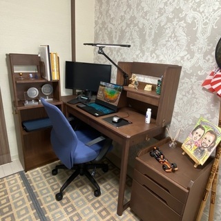 ニトリのオフィス/書斎用モジュラーデスク+わんわんチェスト