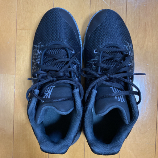 Nike ナイキカイリーバッシュスニーカー カビゴン 砺波の家具の中古あげます 譲ります ジモティーで不用品の処分