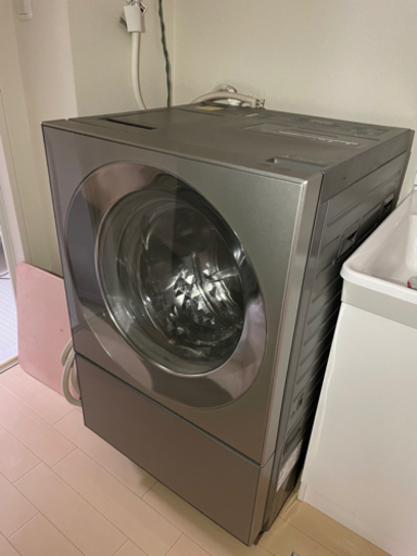HITACHI ドラム式洗濯機　今月限定で5000円値引きしています。