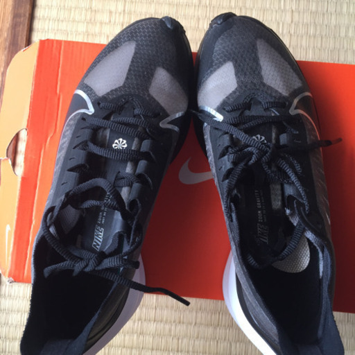 ナイキ WMNS NIKE ZOOM GRAVITY 24cm