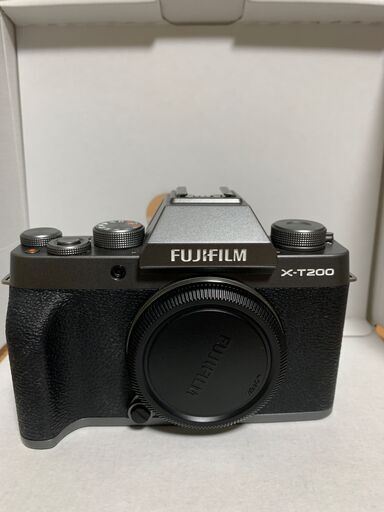 Fujifilm X-T200ダークシルバー+XC15-45