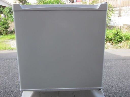 ★アイリスプラザ 　小型冷蔵庫  PRC-B051D-W　　46L     ホワイト　　２０２０年製