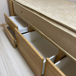 シングルベッド、マットレス(引き出し付き)値下げ中