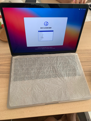 年末特価Mac Book pro 16gb タッチバー付き