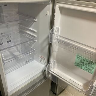 ◎三菱 2ドア冷凍冷蔵庫 146ℓ トレーにヒビ有 前面にヘコミ・汚れあり