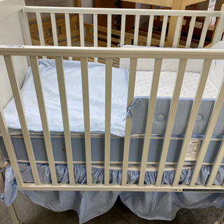 高級指向なあなたに【愛品館江戸川店】ファミリア ベビーベッド