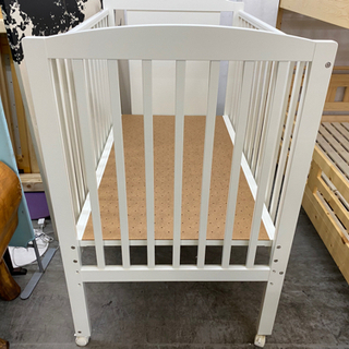 高級指向なあなたに【愛品館江戸川店】ファミリア ベビーベッド