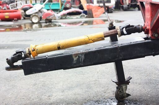 SOLD OUT】タカキタ 肥料散布機 マニアスプレッダ DH1001 牽引式