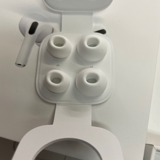 超美品 AirPods pro エアポッズプロ MWP22J/A 2021/08/11