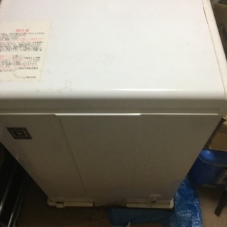 2019年製レマコム3温度帯RRS-100NF100リットル