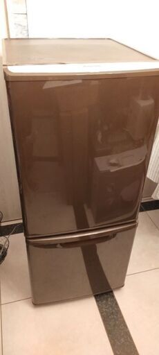 冷蔵庫 Panasonic NR-B144W-T