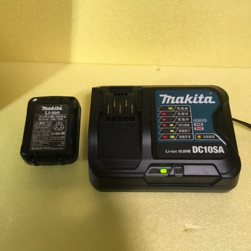 マキタ　10.8V バッテリー　充電器セット