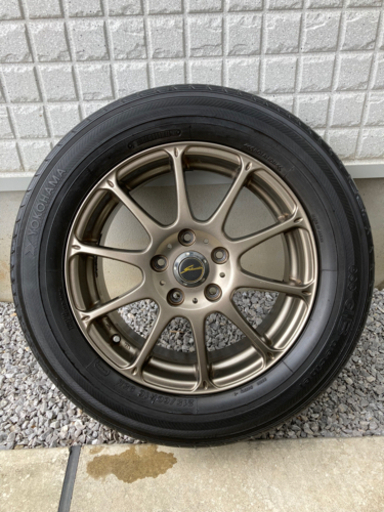 タイヤ・ホイール 215/60R16