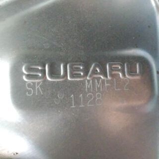 【送料込・引き取り大歓迎】新品同様　スバル　フォレスター純正マフラー　《型式　SK5》