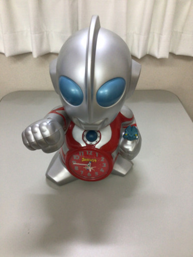 値下げしました。ウルトラマンパワードの目覚し時計