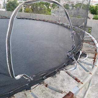 US.大型トランポリン