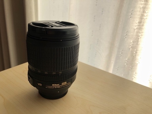 Nikon AF-S DX NIKKOR 18-105 mm F / 3.5 – 5.6 G ED VRレンズ（バッグ付き）