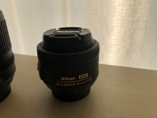 Nikon AF-S DX NIKKOR 35mm f / 1.8Gレンズ（バッグ込み）